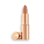 K.I.S.S.I.N.G NUDE KATE